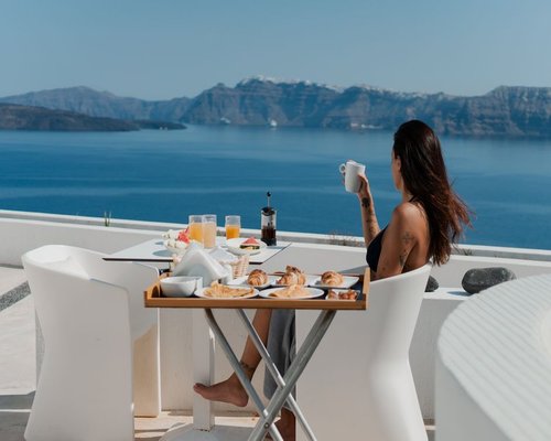 Greek wellness lifestyle morning routine